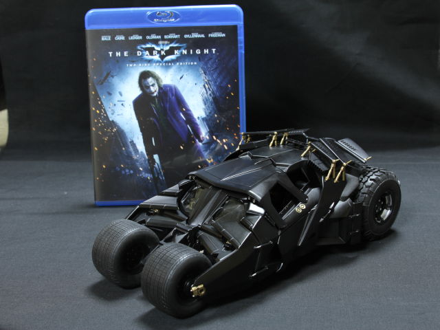 The Dark Knight Batmobile 1/18 エリート ver.