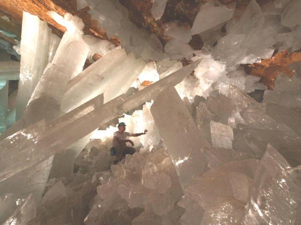 巨大結晶の洞窟